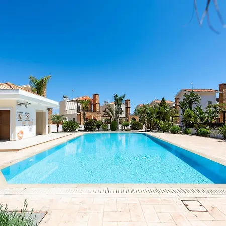 Villa Saint Nicholas By Ezoria